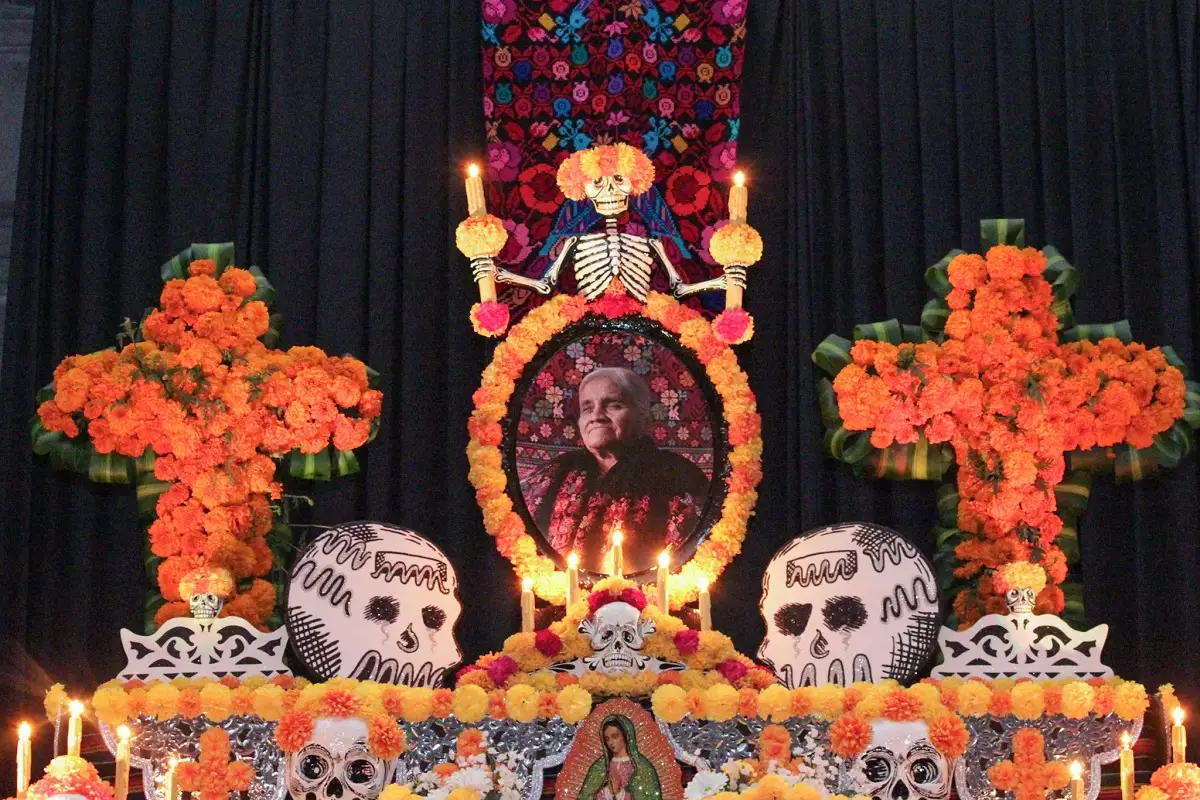 Así lucen los altares del Corredor Metropolitano de Ofrendas en Puebla