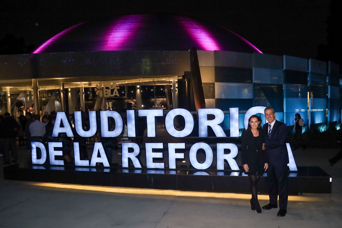 Inaugura Sergio Salomón remodelación del Auditorio de la Reforma