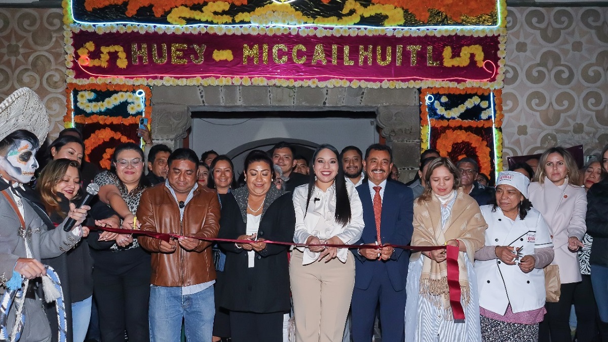 Inauguran en San Pedro Cholula el "Huey Miccailhuitl, la Gran Fiesta de los Muertos"