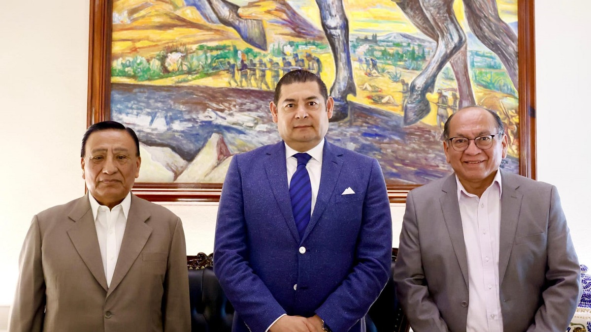Justicia y defensoría social hasta el último rincón del Estado: Armenta