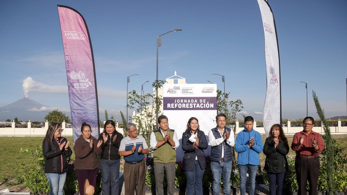 Lupita Cuautle arranca jornada de reforestación