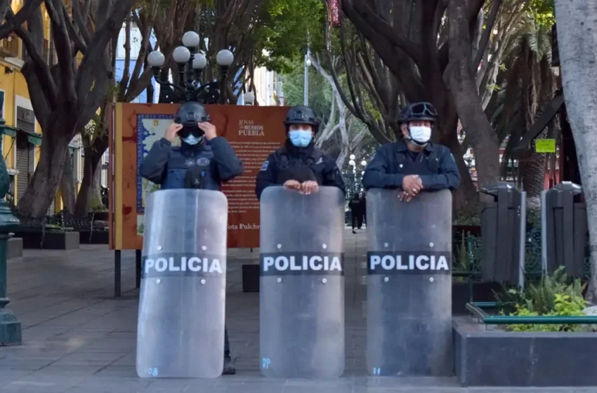  Policías municipales de Puebla verán reflejado su bono de certificación en 24 horas