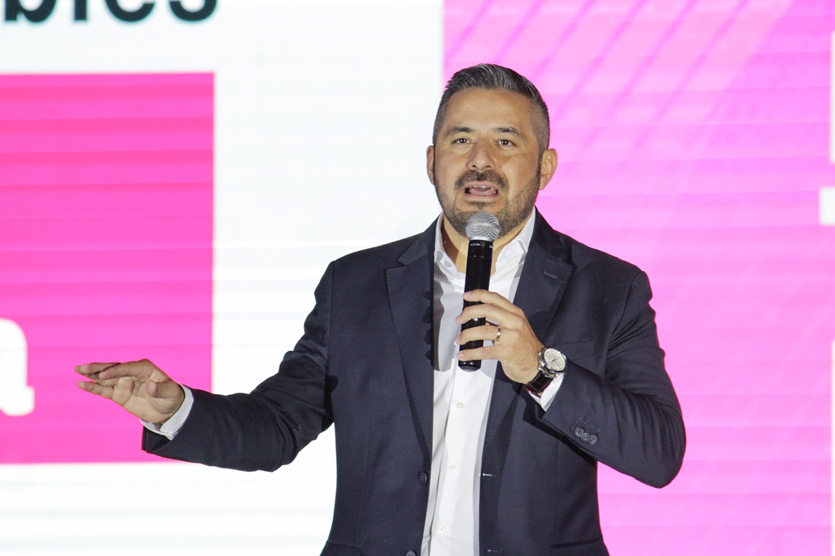 Pronto sabrán de mí Adán Domínguez en el tercer informe de gobierno