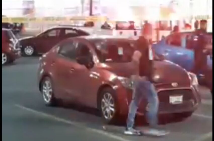  #ÚLTIMAHORA || 🔫 Violento ataque en Walmart Las Ánimas: un hombre muere a balazos en el estacionamiento