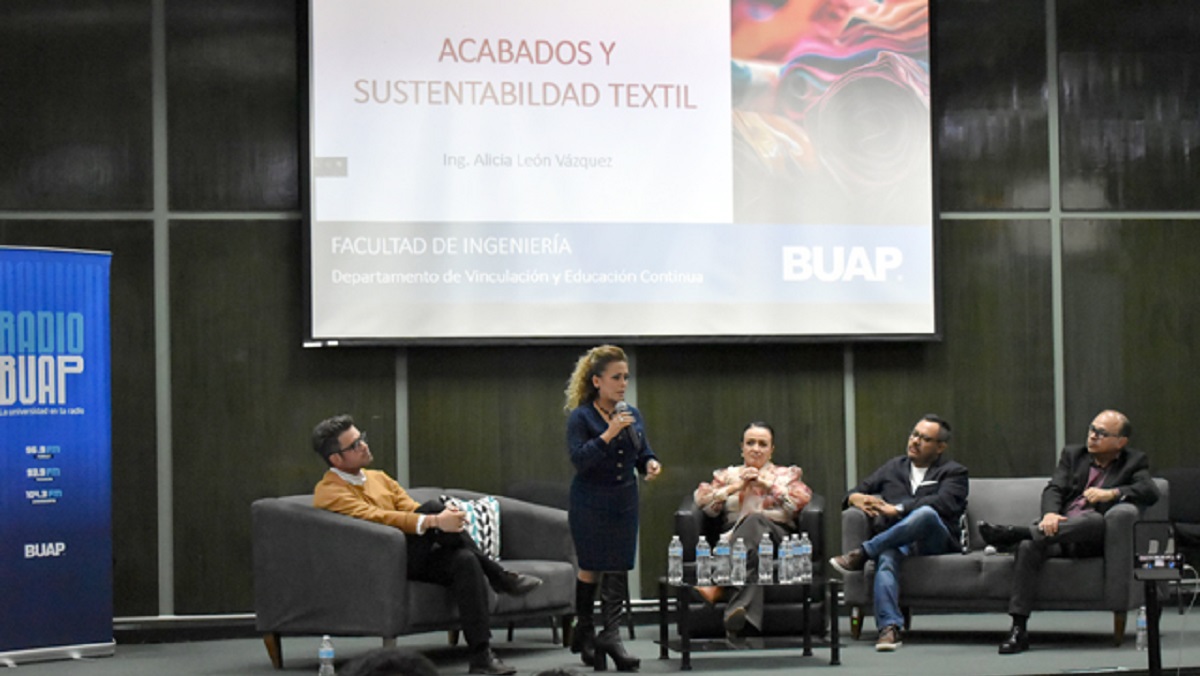 Se analizan en la BUAP las tendencias actuales en el ámbito textil