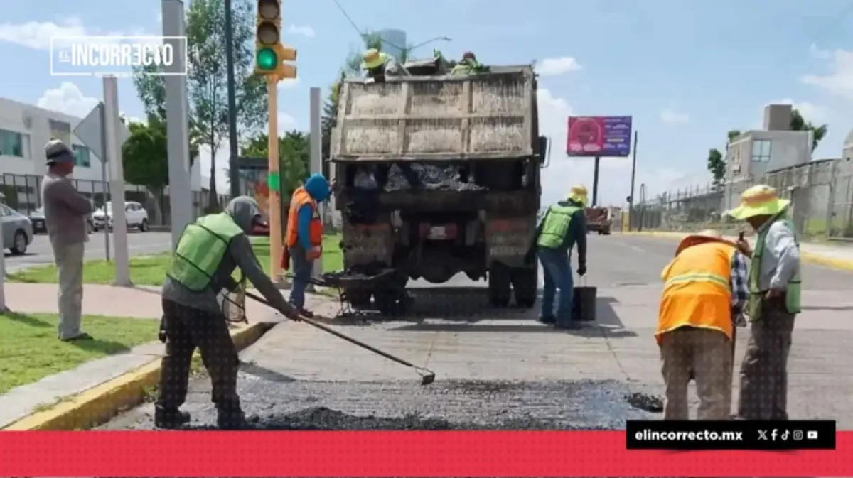 Gobierno de Puebla tapa más de mil 300 baches en la primera semana del bacheo nocturno