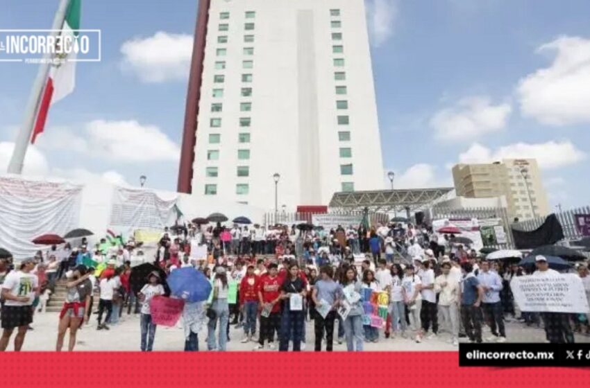  Trabajadores del Poder Judicial de Puebla votan para continuar en paro indefinido