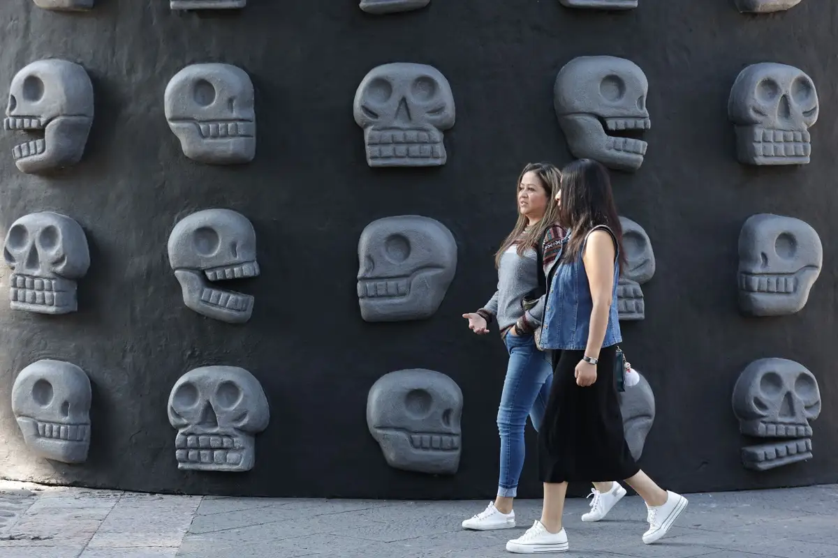 Así decoraron la ciudad de Puebla para el Día de Muertos; estos son los mejores spots | Foto: Gran Angular Agencia