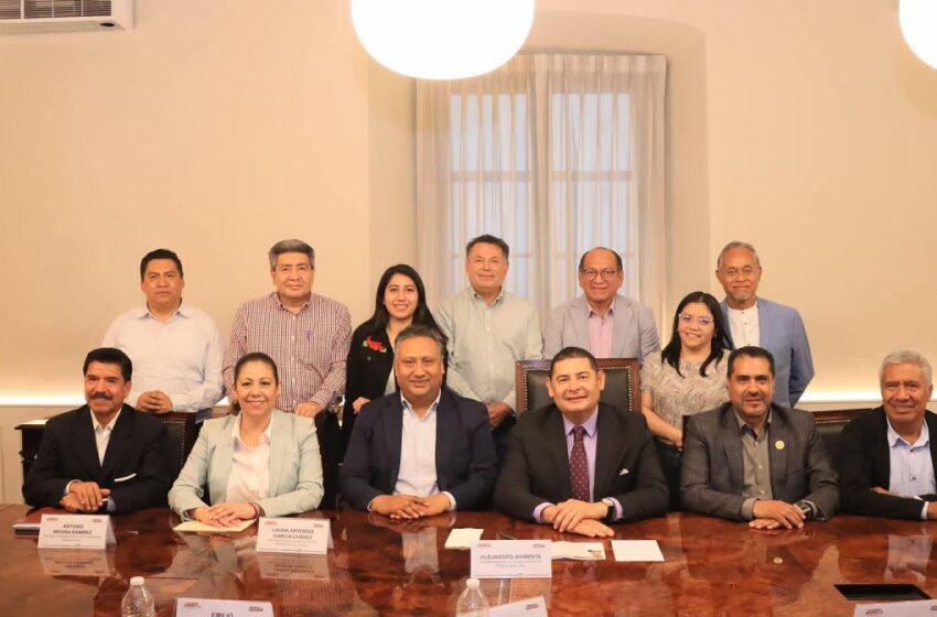  Armenta a favor de la transformación educativa