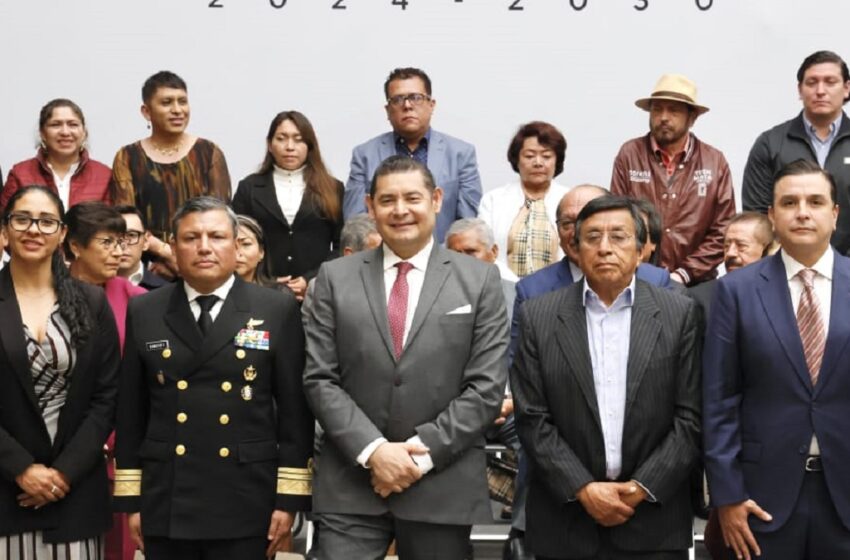  Con respaldo presidencial y mando de primer nivel, Puebla aplica estrategia integral de seguridad: Alejandro Armenta