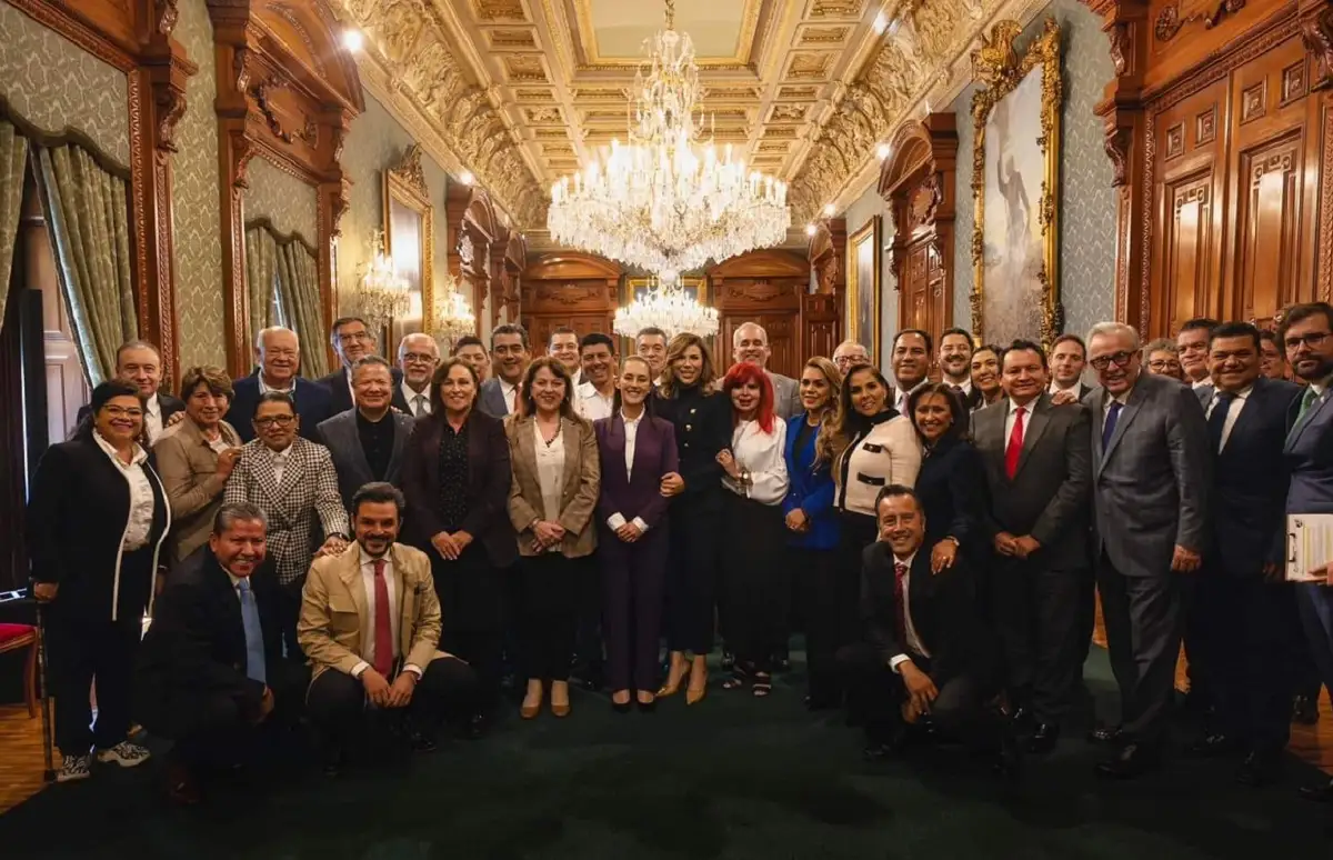 Desde Palacio Nacional, Alejandro Armenta reafirma interés de Puebla para consolidar el IMSS Bienestar