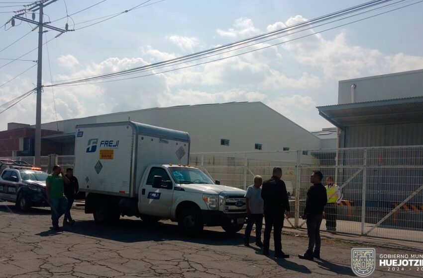  En operación conjunta, policías de Huejotzingo y Texmelucan recuperan vehículo robado