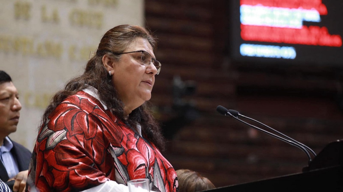 Estamos diseñando una administración pública que será ejemplo de honestidad, eficiencia y compromiso: Rosario Orozco