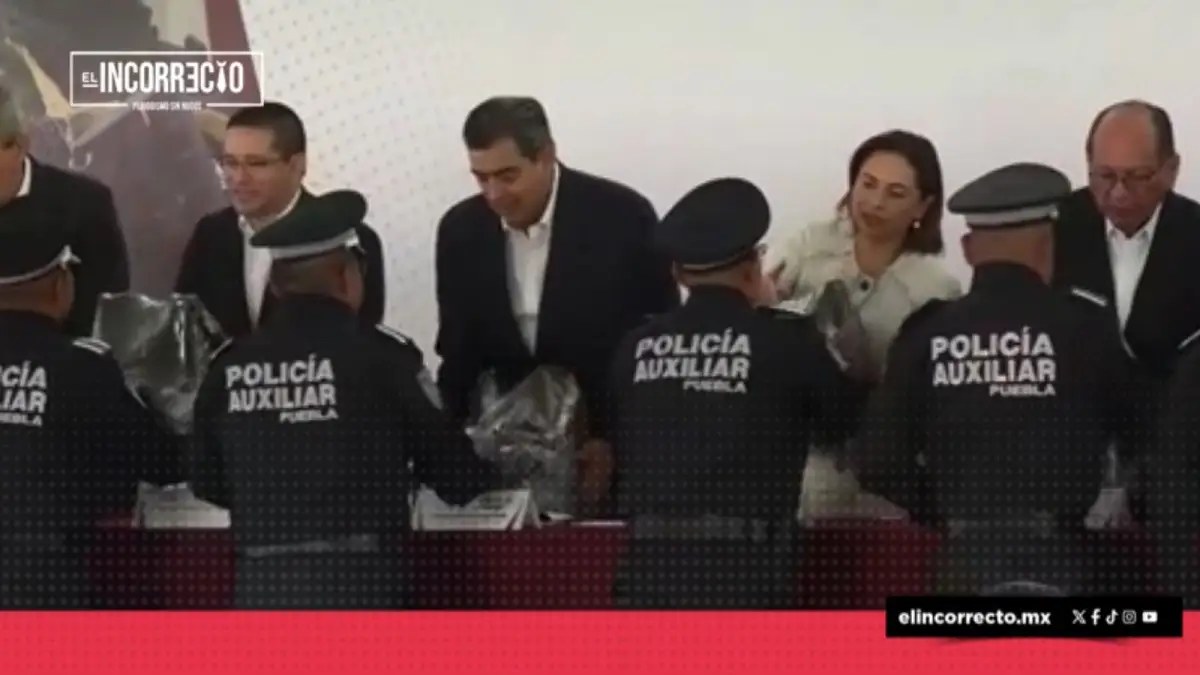 Fortalecen seguridad en Puebla Sergio Salomón entrega patrullas y equipamiento a municipios