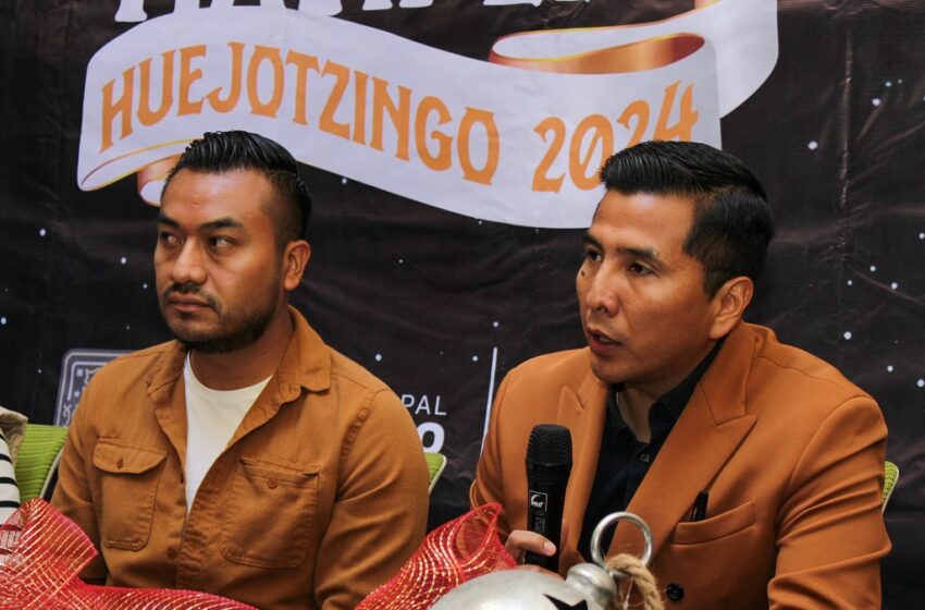  La magia de la navidad llega a Huejotzingo: Roberto Solís presenta la «villa navideña 2024»