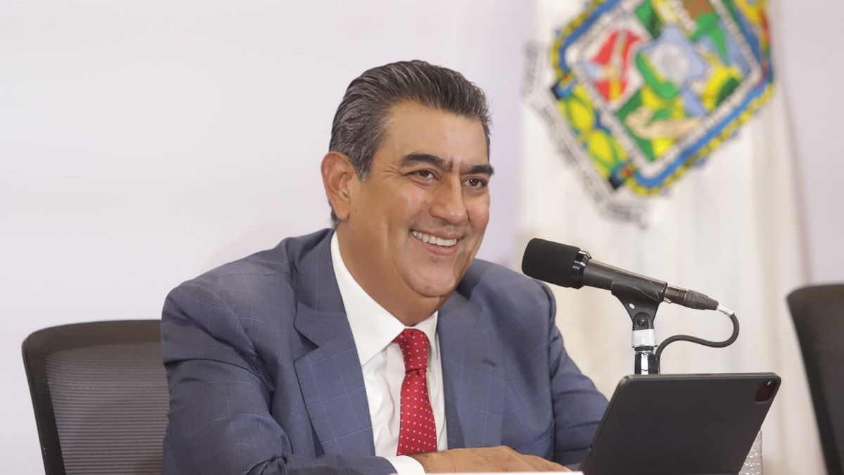 Pide Sergio Salomón a alcaldes medidas más estrictas para otorgar licencias de funcionamiento