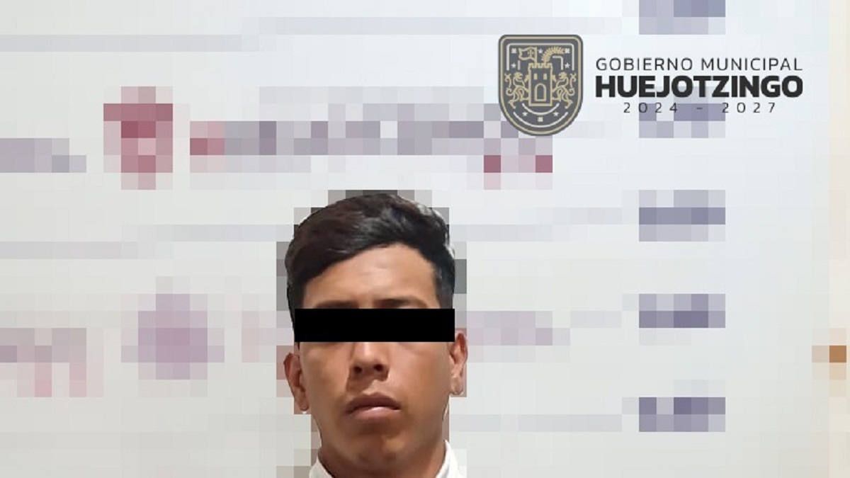 Seguridad pública de Huejotzingo detiene a Alexis n. Por conducir motocicleta con reporte de robo