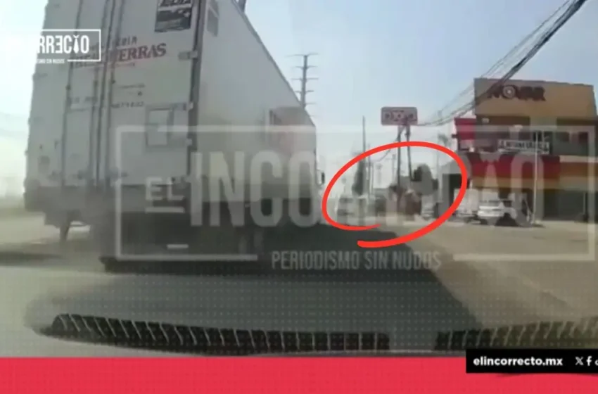  Captan momento en el que dan levantón a conductor de un camión de carga en Cuautlancingo (+VIDEO)