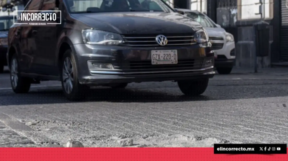 En un mes, gobierno de Puebla ha reparado 8 mil 900 baches en la capital