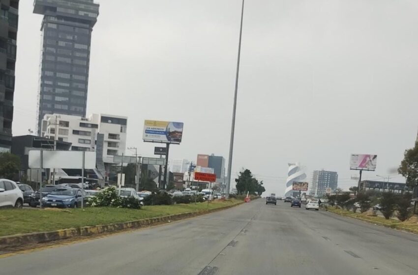  ¡REGRESA el caos! Tráfico intenso en Vía Atlixcáyotl por obras y reducción de carriles