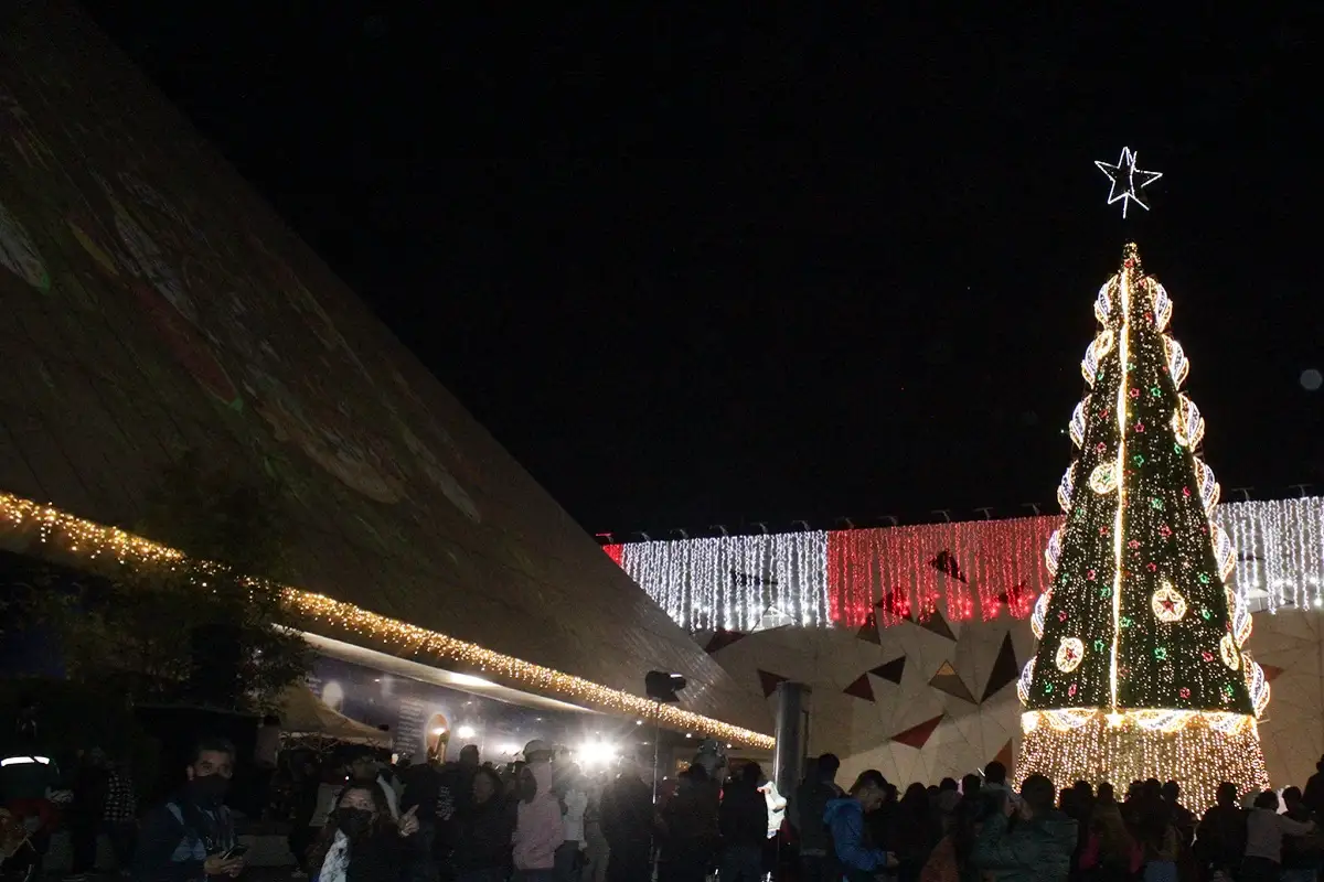 Inaugura Armenta Festival Navideño “Por amor a Puebla”