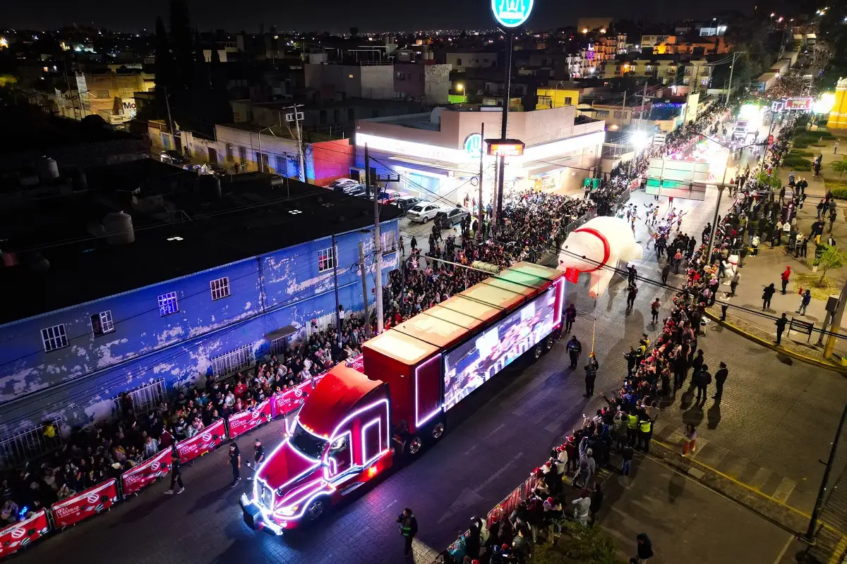 Llega la magia de la Caravana Coca-Cola a las calles de Puebla