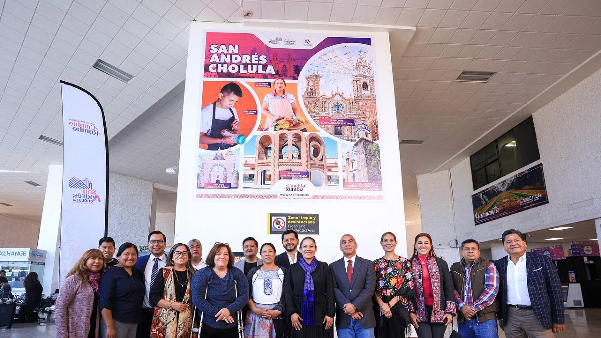 San Andrés Cholula brilla en el Aeropuerto Internacional de Puebla con su riqueza cultural