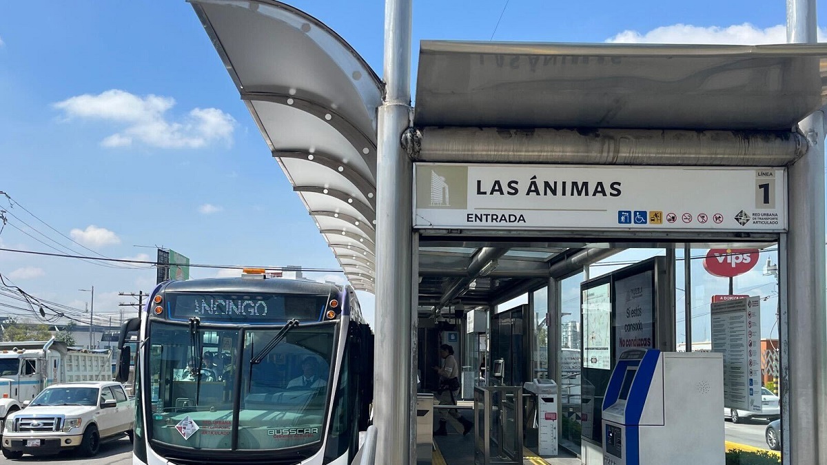 Carril confinado de RUTA en Federal a Atlixco, regresa a su uso exclusivo para Transporte Público
