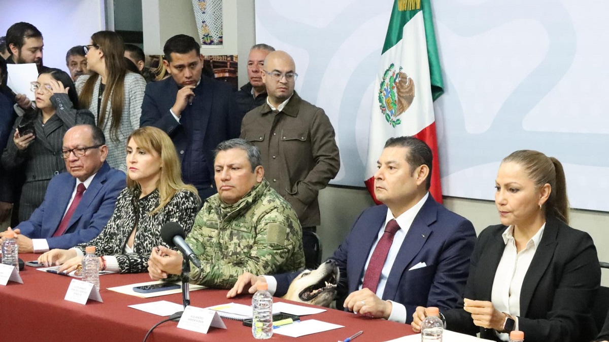 Casas Violeta darán protección plena a mujeres en Puebla: Alejandro Armenta
