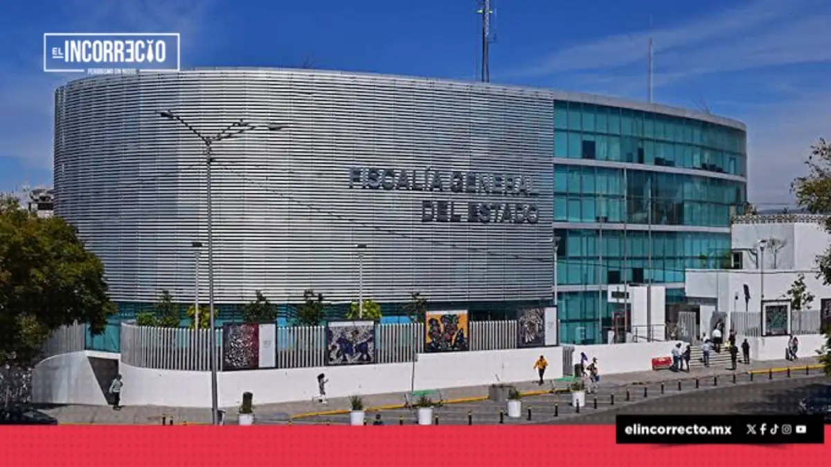 Fiscalía de Puebla recupera camioneta robada en el Edomex 
