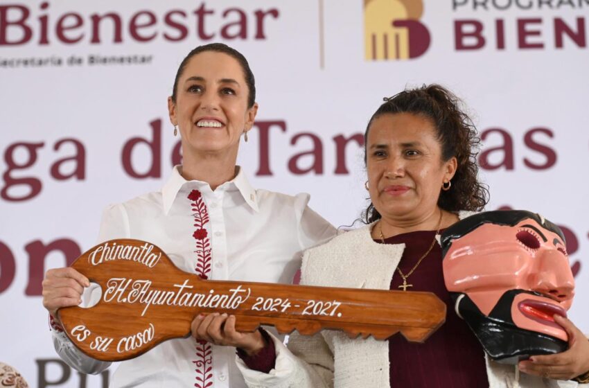  Adelanto: Entrega de tarjetas de programas para el Bienestar en Chinantla, Puebla
