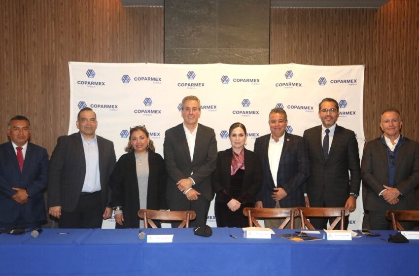  Pepe Chedraui se reúne con empresarios durante la 1ª Sesión del Consejo Directivo de Coparmex Puebla