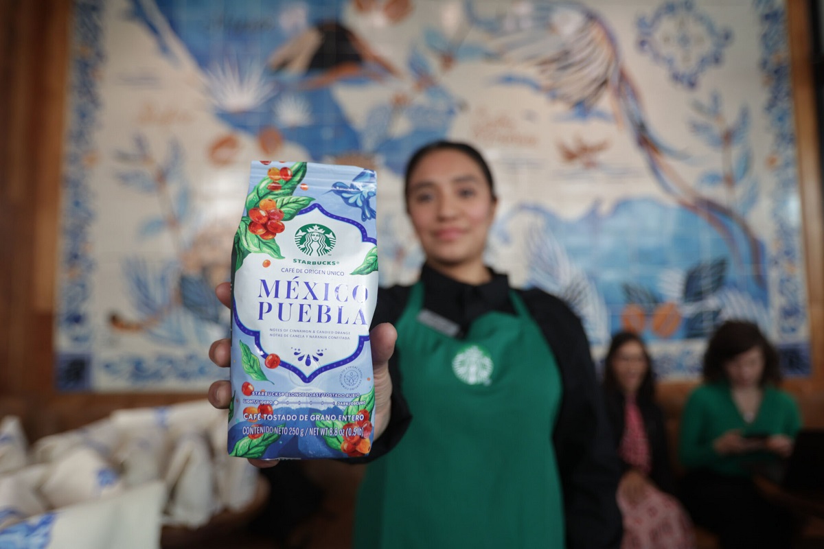 Presenta Starbucks “café Puebla”; lo distribuirá en 20’ países