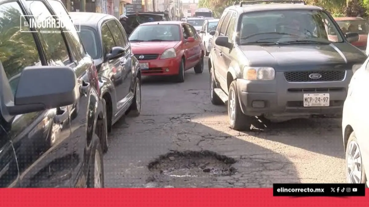 Reparación de neumáticos y rines por caer en baches desde los 250 hasta los mil pesos