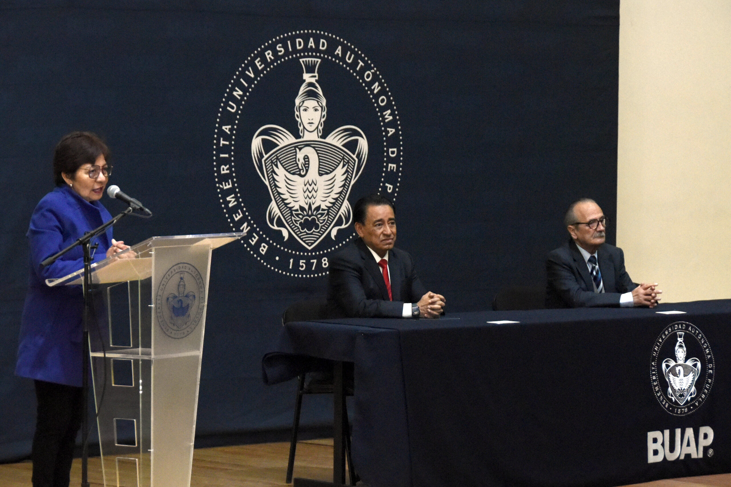 Universidad para Adultos, un espacio de transformación y oportunidad para aprender