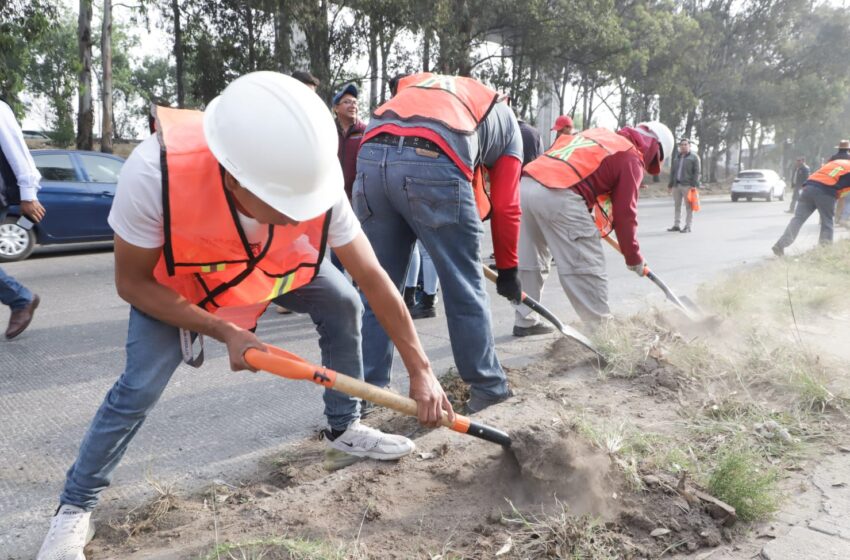  Gobierno Estatal realiza primera faena en Altepexi; participan más de 100 habitantes
