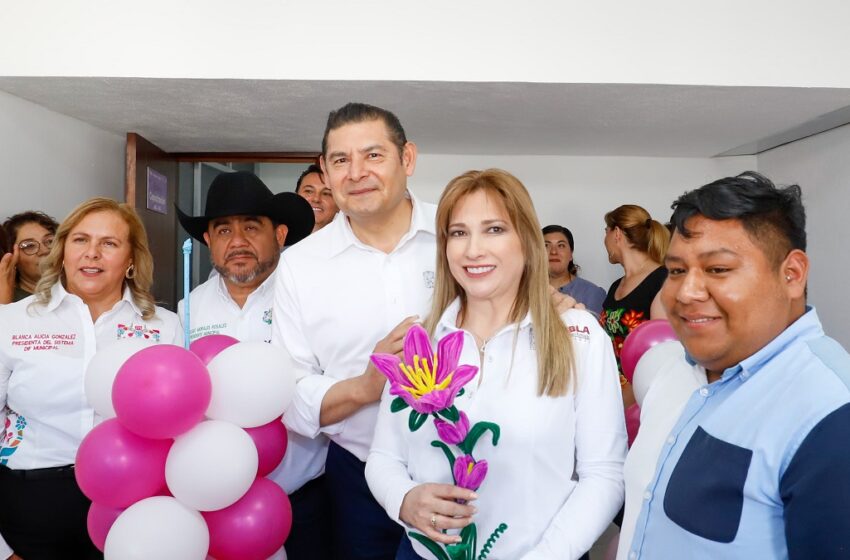  Armenta inaugura la 3a. de 15 Casas Carmen Serdán a favor de las mujeres