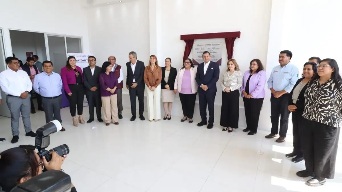 Armenta y Citlali Hernández inauguran primera Casa Carmen Serdán en Puebla capital