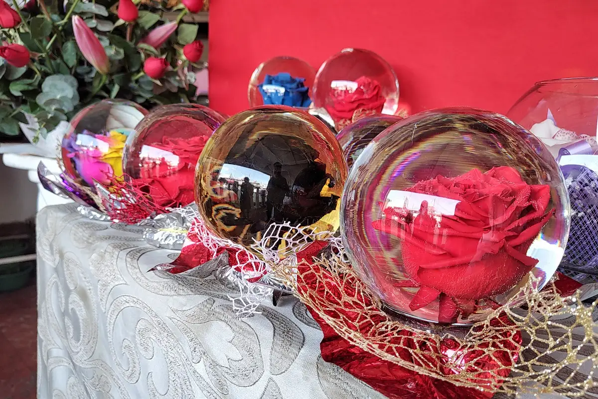 Buscas regalo de última hora para tu pareja Lánzate al Mercadito Solidario en Puebla