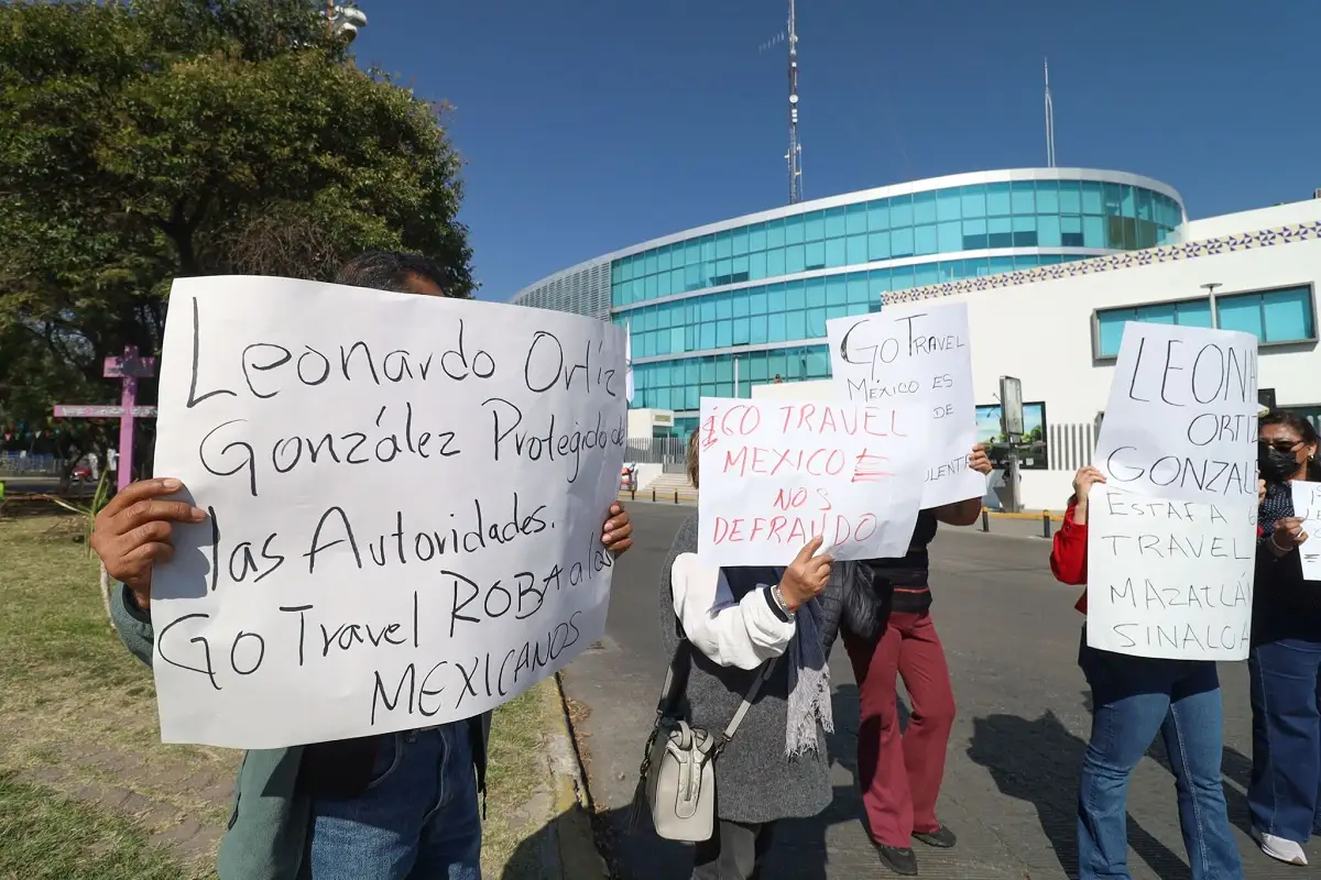 Con manifestación acusan de fraude a la empresa Go Travel de fraude