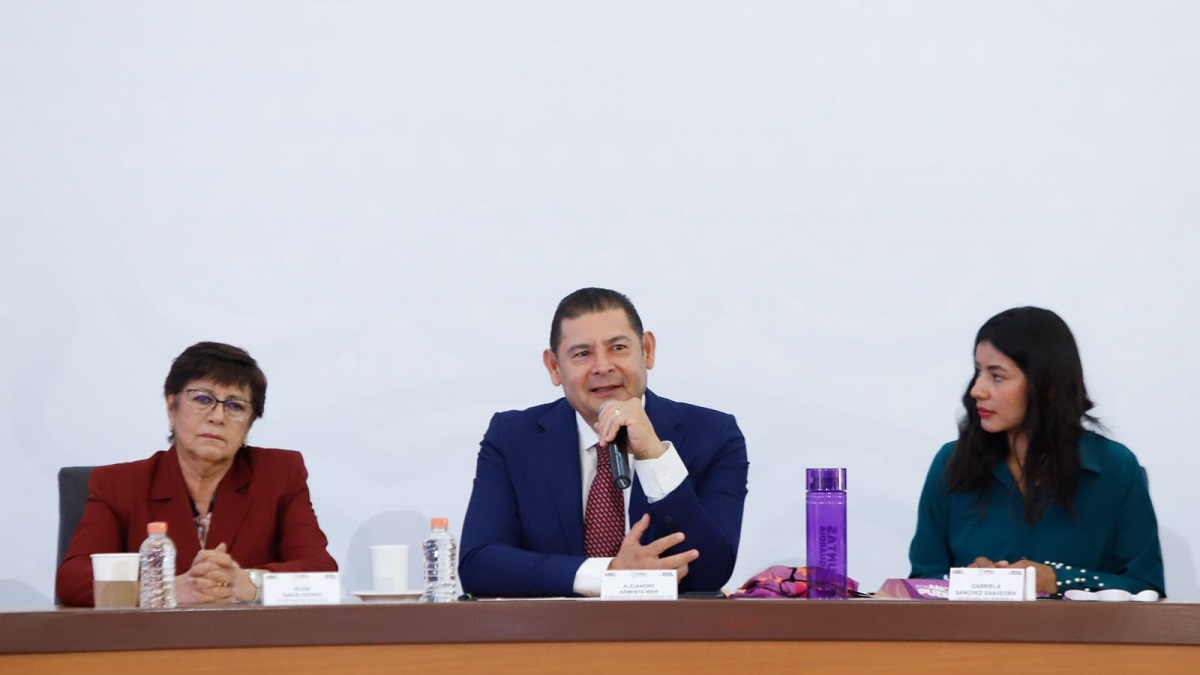Después de 12 años, inicia reordenamiento integral del transporte público en Puebla