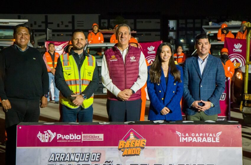  Destina Gobierno de la Ciudad más de 100 mdp al programa nocturno Bacheando Puebla 2025
