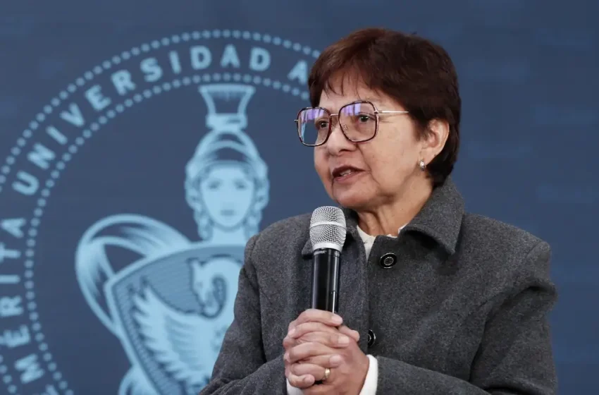  Lilia Cedillo responde a comunidad estudiantil: “Sus peticiones me importan”(+VIDEO)