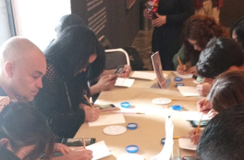  Poblanos participan en taller de acuarela y café «Mujeres de México»