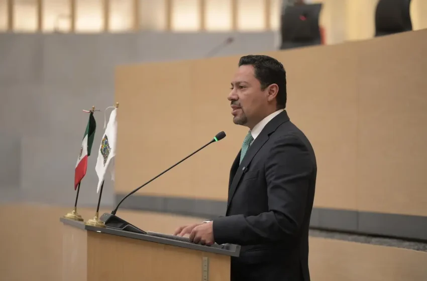  Insiste Villegas que su ley no bloqueará el ejercicio periodístico en Puebla