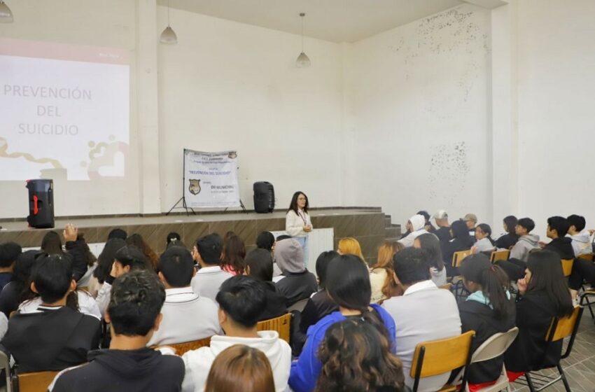  Refuerza el SMDIF pláticas y talleres sobre prevención del suicidio en las escuelas