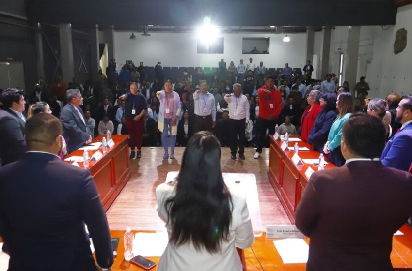  Rinden protesta los presidentes auxiliares de San Pedro Cholula para el periodo 2025-2028