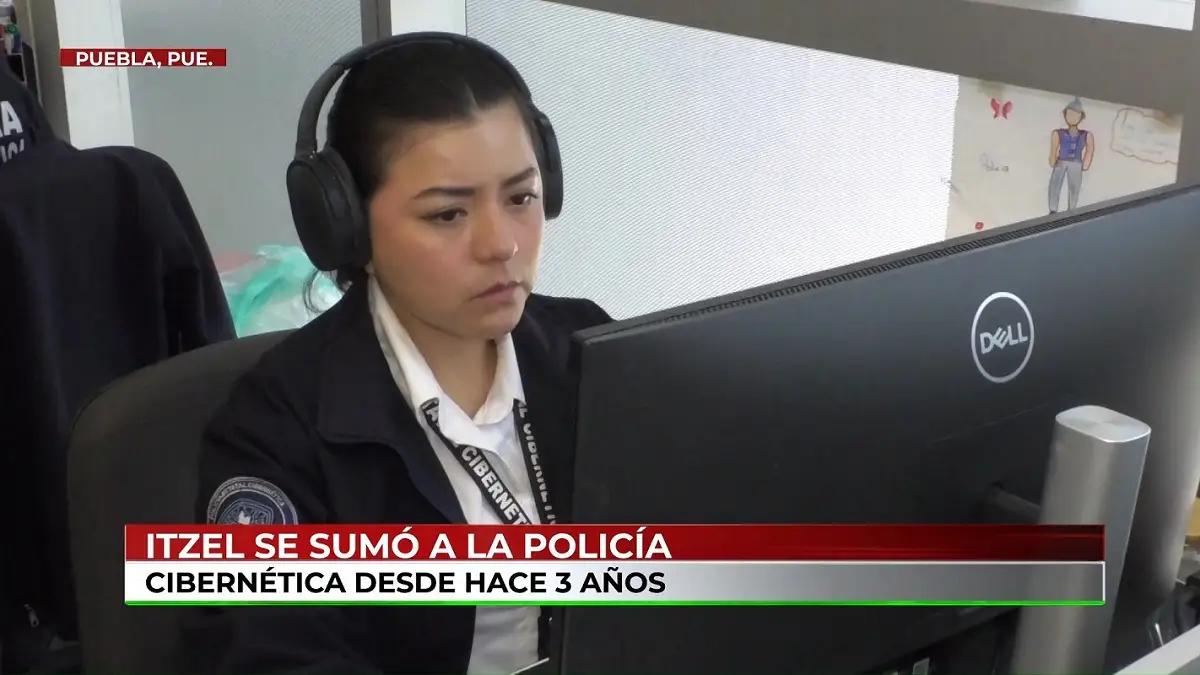 Agente de la policía cibernética en Puebla; lucha todos los días por las mujeres