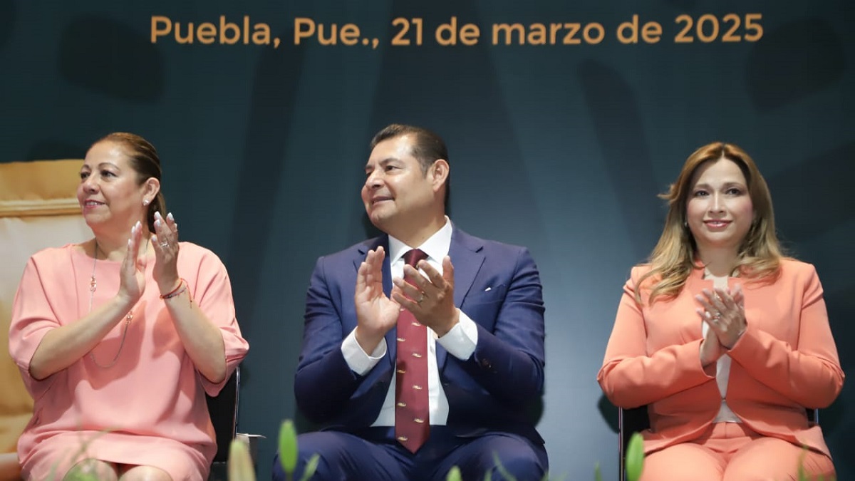 Banca de la Mujer un derecho humano para las poblanas