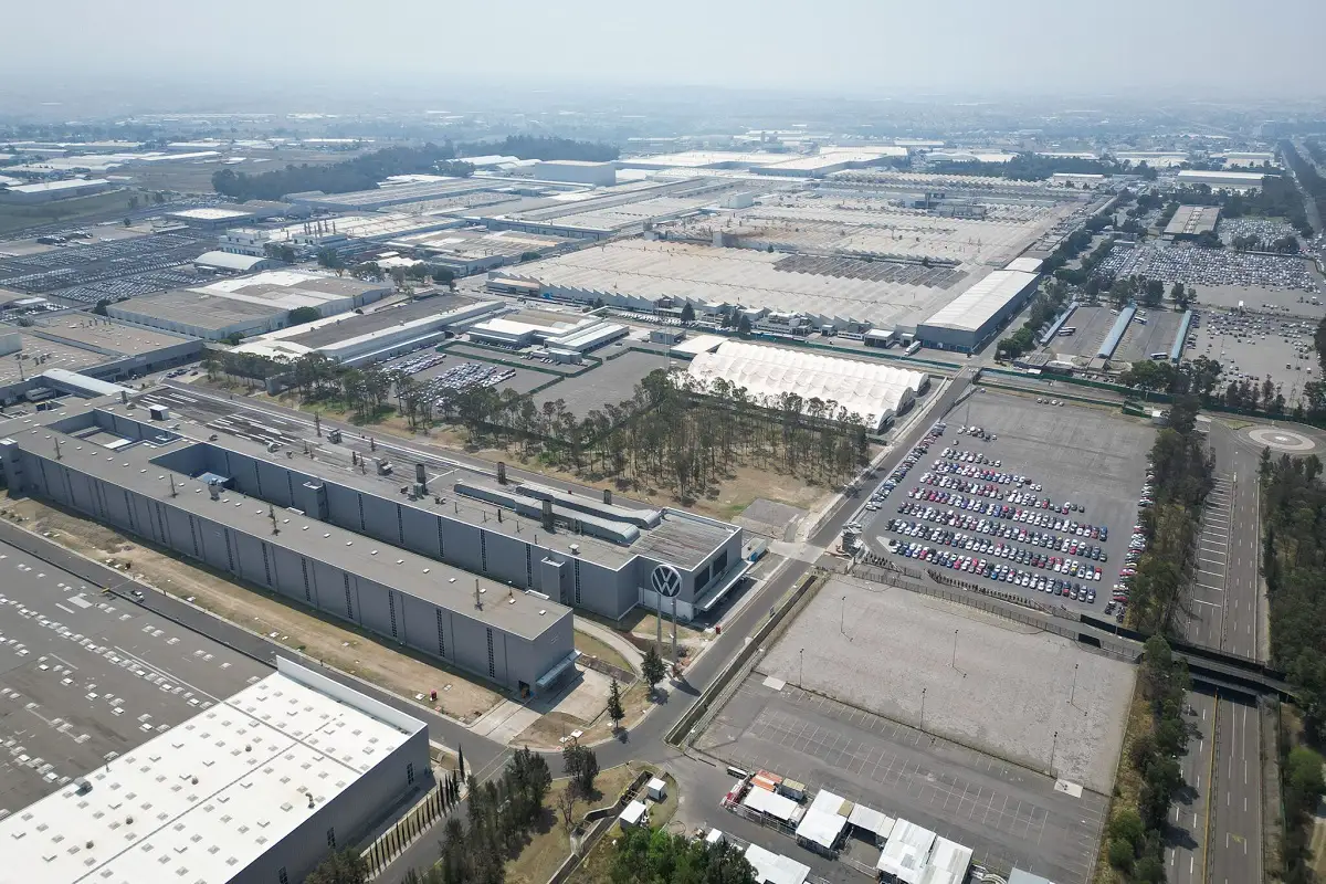 Volkswagen se desploma en producción y exportaciones, mientras Audi acelera